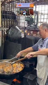 Gerai Ah Kow Chicken Rice. Sah Ah Kow bukan Muslim. #investigation #inquiry #restoran #owner. | Halal inquiry