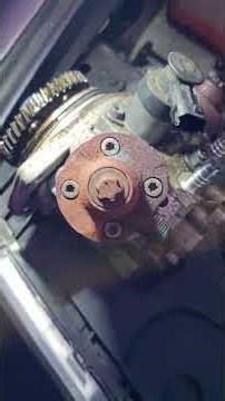 Where does the #cp4 mount in the #lml #duramax? What does it look like next to a #cp3?