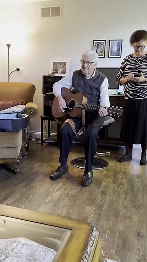 9.8K views · 260 reactions | Nan singing her song My Promise Land at Bishop Arless Glass’s Home Coming Service. | Richard & Nancy Grandquist | Facebook