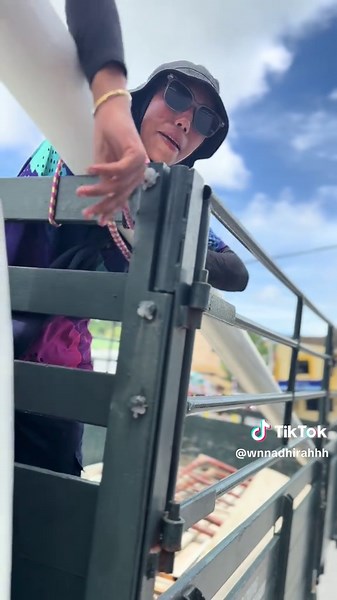 🫡 #fyp #welder #struggleisreal #welderwoman #welderslife #gadeswelder2019 #ladiestruckers #4u #abcxyz