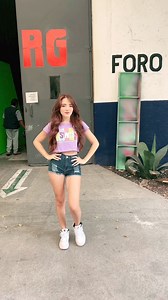 1.6M views · 45K reactions | con toda la actitud PRINCESA..#ElaineHaro #elaine #cantanteregional #kswiss #kswissshoes K-Swiss  | Elaine Haro Music | Facebook