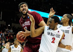 10 things to know about Sim Bhullar, the first Indian origin basketballer to be signed in the NBA