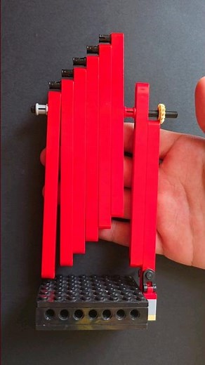 Building a LEGO Kinetic Sculpture: How It Works