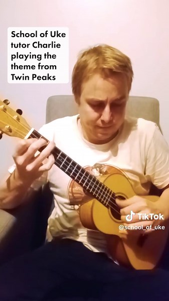 Tribute to David Lynch: Twin Peaks Theme on Ukulele
