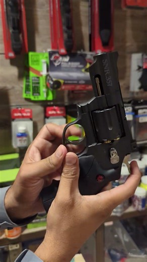 Crosman SNR 357 CO2 revolver #Crosman #shortsfeed #snr357 #shorts #co2pistol #edc #airsoftgun