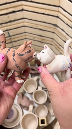 Pottery Firing Techniques: From Kilns to Pizza Ovens