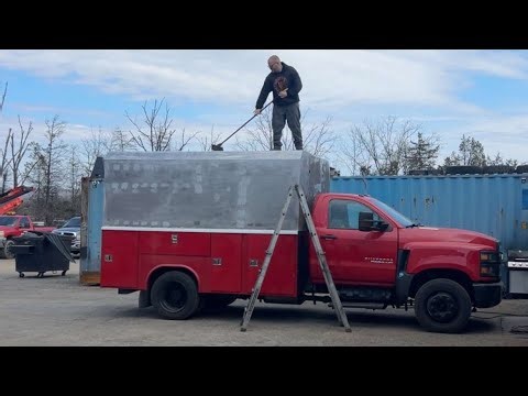 Custom Enclosed Service Body Build!