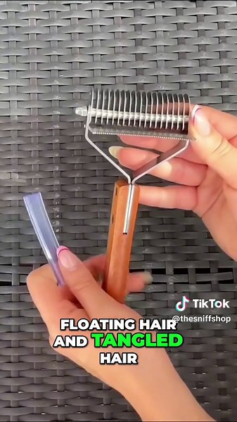 Transform your Golden Retriever's coat with the Sniffy Brush! 🐾✨ Watch as we tackle tangles and shed with ease. #goldenretriever #doggrooming #sniffybrush