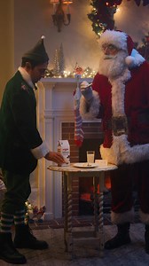 Milano cookies make everyone feel ✨fancy✨ — even Santa. #FancyAMilano #FancySanta 🎅 | Pepperidge Farm