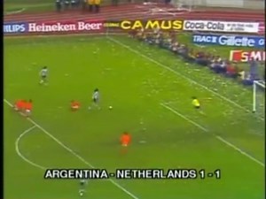 40K views · 538 reactions | #OnThisDay, 1978 World Cup Final Argentina become the new World Champions, beating The Netherlands 3-1 (AET) in Buenos Aires. | Nostalgia Futbolera | Facebook