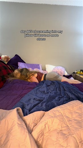 day 665 of screaming into my pillow phone screen cracked somehow in my sleep bruh #screamingintomypillow #screaming #pillow #stressrelief #stressreliever