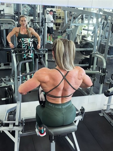 22 reactions | IFBB Figure Pro - Silvia Kovacsova on Reels | Facebook