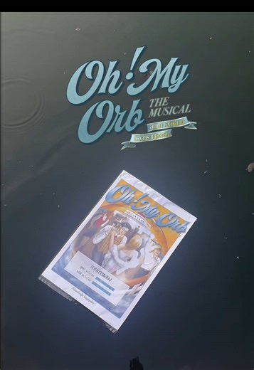 ชมรมนิเทศศิลป ฝ่ายละครเวที ภูมิใจนำเสนอ 𓂃 𓈒𓏸‪‪ 𝐎𝐡! 𝐌𝐲 𝐎𝐫𝐛 𝐭𝐡𝐞 𝐦𝐮𝐬𝐢𝐜𝐚𝐥 ลูกแก้วอลหม่าน เรือสำราญอลเวง 🛳️ ⋆｡˚ 🗣️ ประกาศ! เรือสำราญลำนี้กำลังจะเทียบท่า ณ.. ⚓︎ หอประชุมใหญ่ โรงเรียนเตรียมอุดมศึกษา🪸 ｡˚○ 𓇼 : วันศุกร์ที่ 9 เวลา 9.02 - 10.42 น. 𓇼 : วันเสาร์ที่ 10 เวลา 13.30 - 15.10 น. โปรดเตรียมสัมภาระของทุกท่านให้พร้อม 🧳˚˖ * #OhMyOrb_TheMusical #ลูกแก้วอลหม่านเรือสำราญอลเวง #TriamUdomOpenHouse2026 ติดตามรายละเอียดเพิ่มเติมได้ที่ 🛋️⋆˙⟡ Instagram: @nitadesilpstageplay Facebook: 