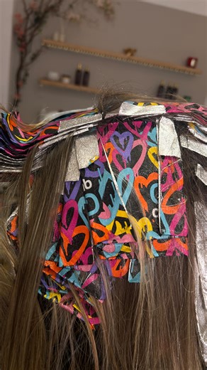 ✰ 𝙷𝚊𝚒𝚛 𝚋𝚢 𝙲𝚑𝚎𝚕𝚜𝚎𝚊, 𝙷𝚊𝚞𝚜 𝚘𝚏 𝙲 𝙾𝚛𝚖𝚜𝚔𝚒𝚛𝚔 on Instagram: "Multi dimensional blonde, using @matrix Light master for added lighting & Kay’s own colour for dimension, toned with tonal control 10T and 10P #chelseapennhair #hausofc #blonde #blondeinspo #tonalcontrolmatrix"