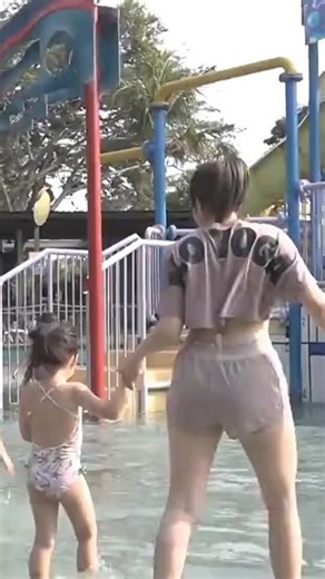 Gisella Anastasia Fans on Instagram: "Gisella Anastasia (Gisel) adalah seorang selebriti Indonesia yang dikenal sebagai penyanyi, aktris, model, dan pembawa acara. 👩‍🎤 Siapa Dia? Nama lengkapnya Gisella Anastasia Suryanto, lahir pada 16 November 1990 di Surabaya, Jawa Timur. Ia mulai dikenal publik setelah menjadi runner-up Indonesian Idol Musim 5 pada tahun 2008. 🎶 Karier Setelah Indonesian Idol, Gisel merilis beberapa single, tampil di berbagai acara televisi, serta berperan di sejumlah fil