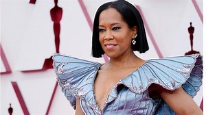 Best Fashion Moments at The 2021 Oscars