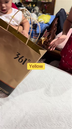 Color-themed exchange gift (useful or edible) 🎁✨ #exchangegift #christmas #familytime #fyp #highlight @𝒮ℴ𝓅𝒽𝒾𝒶 💕 @Camillexx @MONAI 🧡