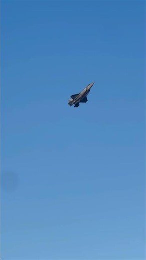 F-35 low and slow fly by at Columbus airshow(KLCK)