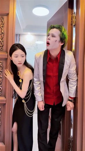 小丑这是咋了吖？#cosplay #funny