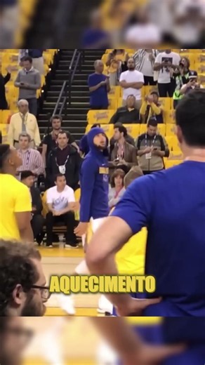 Steph reencontrou seus PROFESSORES do fundamental #stephencurry #professores #nba