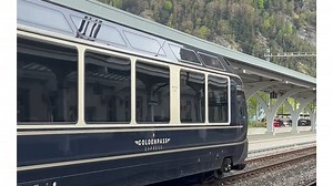 「米轨-标准轨可变轨距GPX车厢·鬼叫机车BLS Re465·怪异编组」 瑞士观光列车Golden Pass Express进出因特拉肯西站Interlaken