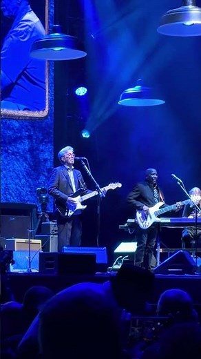 Eric Clapton - Badge Live (april 26th, Antwerp) #ericclapton #cream #badge #live #fender #guitar