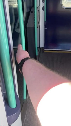 Southeastern Class 395 Javelin doors #train #traindoor #southeasternrailway #class395