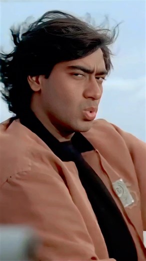 Sagar Sang Kinaare Hain 💗💥 | Evergreen 90s Romantic Love Song, Romance, Vijaypath, #shorts,