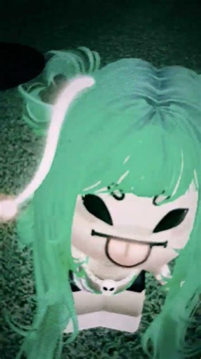 #edit #roblox Cute alien CRY FOR ME