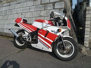 HONDA NSR80「ＮＣＲ８０(ＮＳＲ８０)で街乗りしたら、こんな感じで走ります。」 | ウェビックコミュニティ