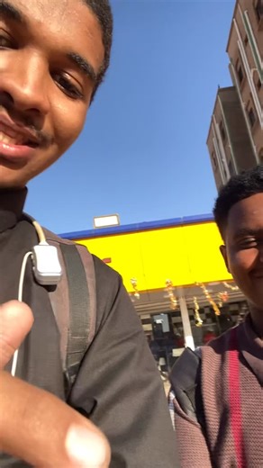 ice on Instagram‎: "شرف كبير اني اقابل الاعلامي الكبيير وصوت السودان يخ زول كدا زوق وان شاء الله الايام الجايه ناررر بإذن الله😂🤙🏽❤️❤️❤️ #ice #fypシ #سودانيز_تيك_توك_مشاهير_السودان🇸🇩 # #post #reels"‎