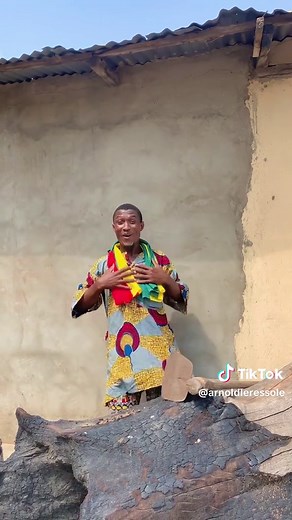 Qui as compris la chanson comme moi?🚨 #togolais228🇹🇬 #pourtoi #benintiktok🇧🇯 #ghanatiktok🇬🇭 #lomé #benin #ghana