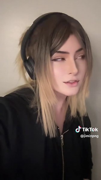 Cosplay Ideas: Who Should I Dress as Next Week?