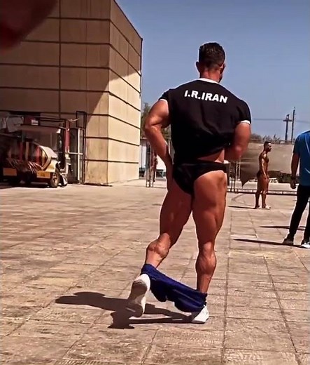 some of the most muscular quads I've ever seen