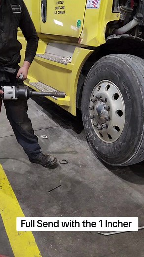 TheGettyAdventures (@thegettyadventures)’s video of Diesel Truck