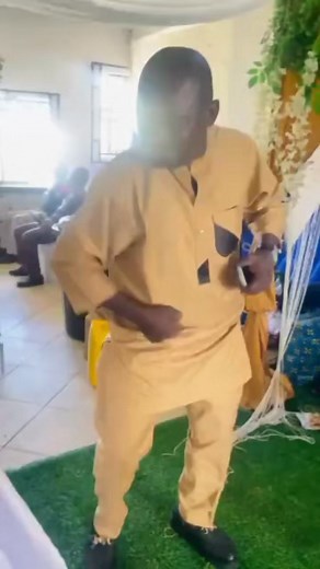 Bride dancing with her first bestie 🥰 (Her Dad) MJ'25❤️ Nsor Miracle I know you won't disappoint with your dance steps. 🥰🥰 #fypシ゚ #wedding #victoriaonen #believers #dlweddings | Victoria Onen