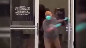 Shocking video shows 9 escaping after brazen theft at luxury store