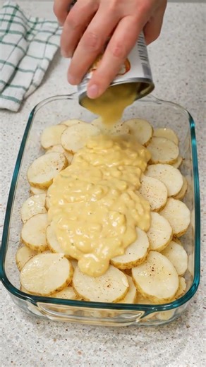 🥔🧀 Creamy Potato Casserole (2–3 Ingredients Magic) #easyrecipes