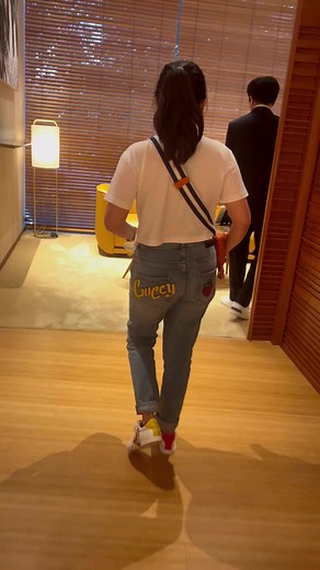 44K views · 838 reactions | Side trip Unboxing mini kelly 殺 #hermes #minikelly #hermesminikelly #unboxing | Atty Jem Sy | Facebook