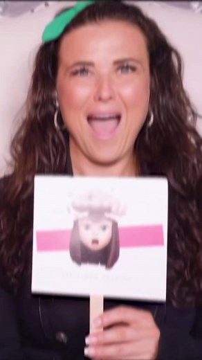 Daneliya Tuleshova's Incredible Vocal Performance