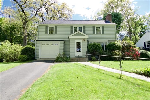 129 Chalmers St, Springfield, MA 01118 - MLS 73518899 - Coldwell Banker