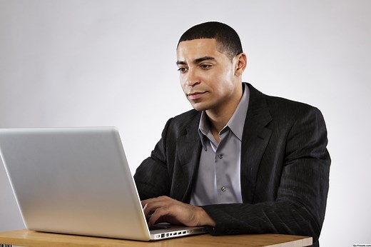 如何将Outlook邮件转发到另一个电子邮件地址 - 如何 2026