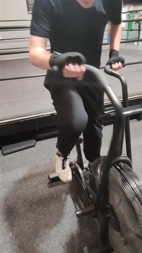 Doveton Boxing club, where State, National, and International Champions are built✅️ Come and join the team💚🖤 | Doveton Boxing Club