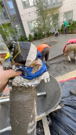 Safest way to clean concrete from hoses! #construction #concretepump #concrete #concretepumping #diy