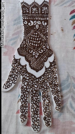 Easy Front Hand Mehndi Design 🌿 | Simple Arabic Floral Mehndi | Bridal Style Henna #shorts#viral#