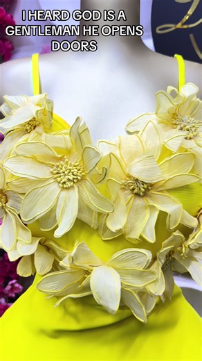 Elegant Graduation and Prom Dresses for Every Occasion