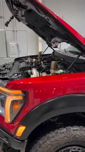 Hellion Turbo on Instagram: "@braddeberti The Raptor R sounds INSANE! Tomorrow is when we share ALL dyno numbers!! #fordraptor #trucks #boosted"