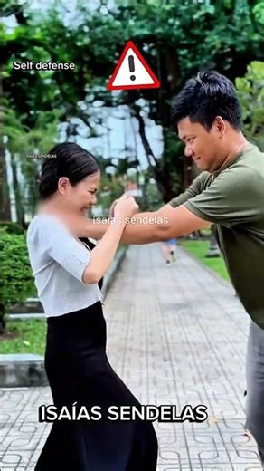 Simple self-defense technique that everyone should know