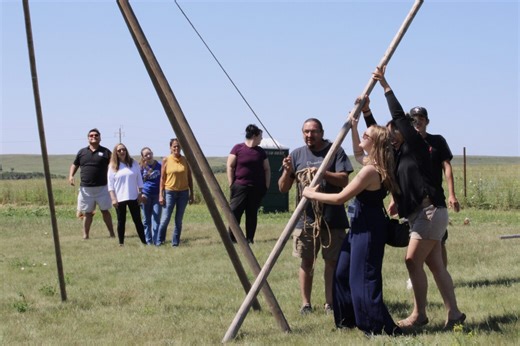 How to raise a tipi: Standing Rock nonprofit revives tradition - Buffalo’s Fire