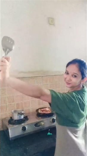 tu chal mai aayi #youtubeshorts #bollywood #explore #shortsfeed #shorts #film ‪@charurawat2688‬